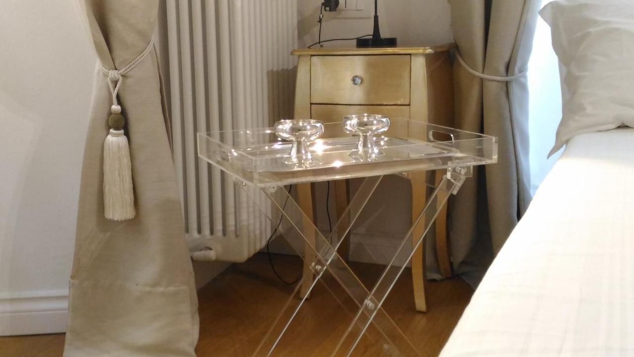 Piazza San Rocco Suite Art Verbania Exterior foto
