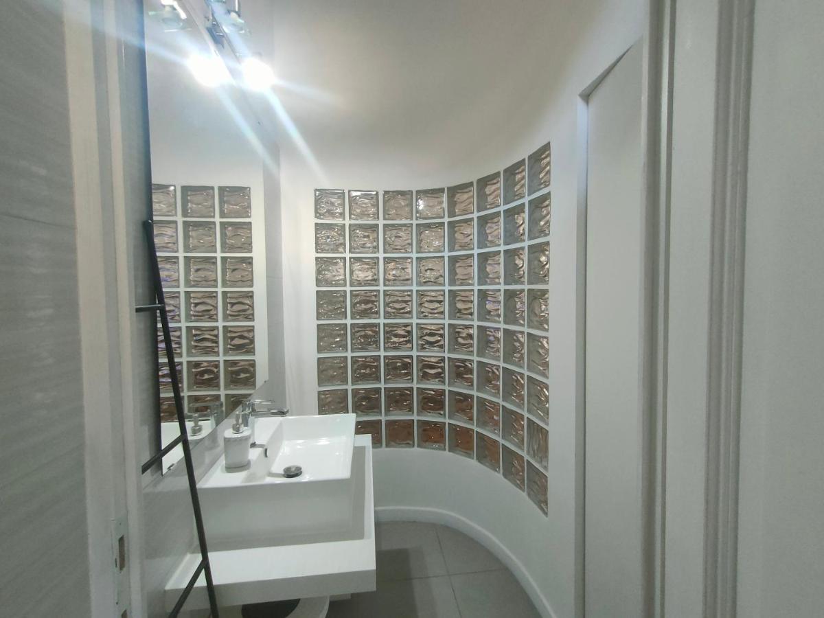 Piazza San Rocco Suite Art Verbania Exterior foto